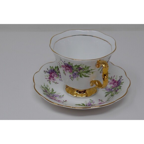 Royal Castle Fine Bone China Tea Cup & Saucer #701 - Picture 9 of 13